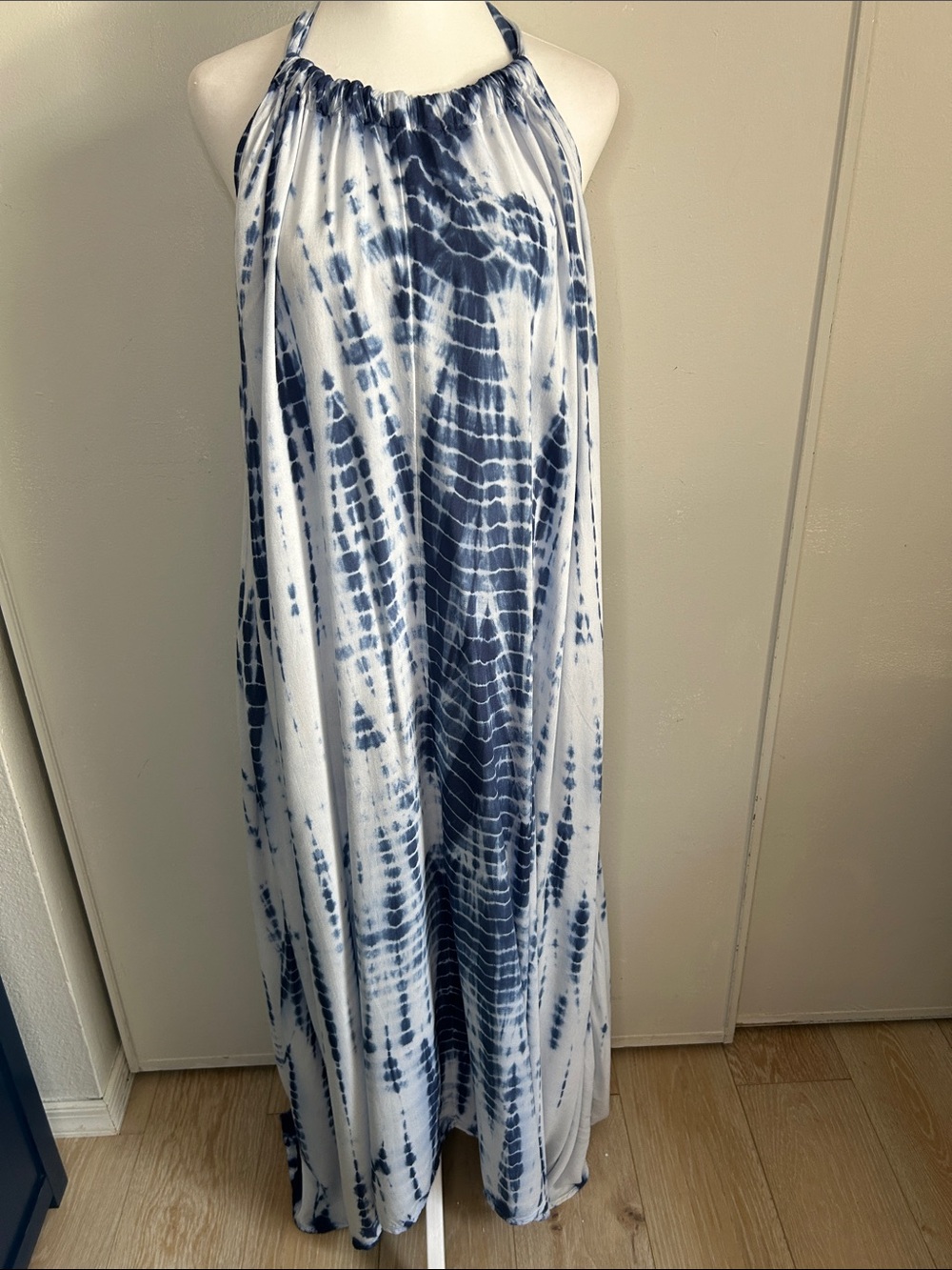 Elan Denim Blue and White Tie-Dye Backless Halter Maxi Dress Summer Swim Coverup - Picture 8 of 8